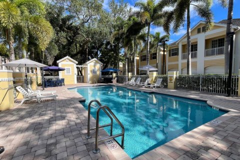 Townhouse in Fort Lauderdale, Florida 3 bedrooms, 145.11 sq.m. № 1990250 - photo 26