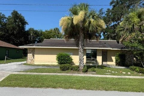 Propiedad comercial en Daytona Beach, Florida 334.54 m2 № 2227057