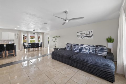 Casa en venta en Port St. Lucie, Florida, 3 dormitorios, 122.63 m2 № 2249210 - foto 17