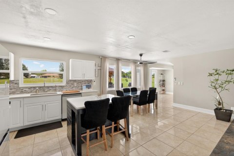 Casa en venta en Port St. Lucie, Florida, 3 dormitorios, 122.63 m2 № 2249210 - foto 13