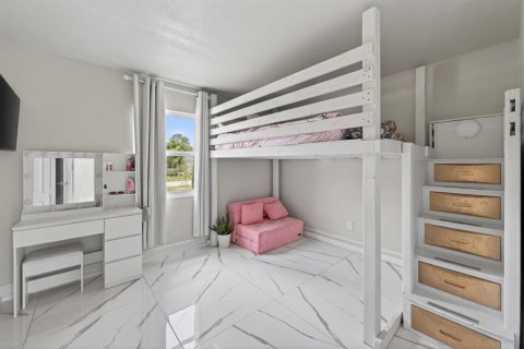 Casa en venta en Port St. Lucie, Florida, 3 dormitorios, 122.63 m2 № 2249210 - foto 23