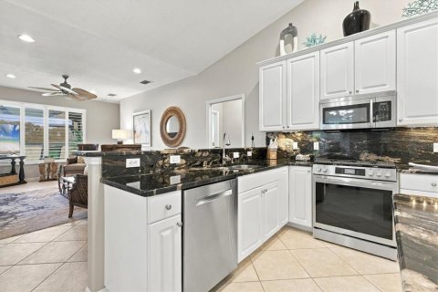 Casa en venta en North Port, Florida, 4 dormitorios, 223.24 m2 № 2431761 - foto 23