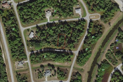 Terreno en venta en North Port, Florida № 212974 - foto 1
