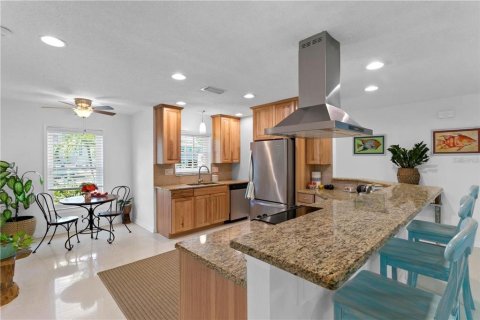 Casa en alquiler en Palm Harbor, Florida, 3 dormitorios, 136.75 m2 № 1798429 - foto 18