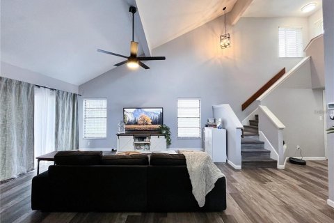 Villa ou maison à louer à Casselberry, Floride: 3 chambres, 147.81 m2 № 2116174 - photo 8