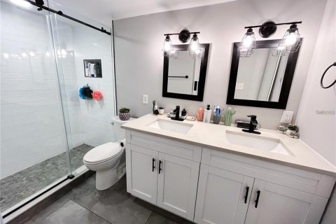 Villa ou maison à louer à Casselberry, Floride: 3 chambres, 147.81 m2 № 2116174 - photo 6