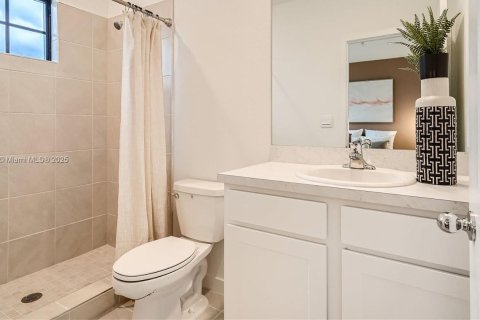 Townhouse in Florida City, Florida 3 bedrooms, 135.27 sq.m. № 1697103 - photo 14