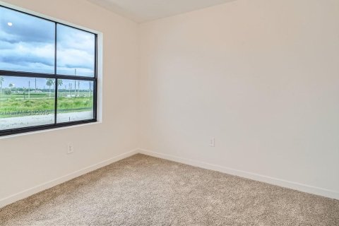 Townhouse in Florida City, Florida 3 bedrooms, 135.27 sq.m. № 1697103 - photo 18
