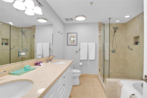 Copropriété à louer à Miami, Floride: 2 chambres, 146.88 m2 № 2080891 - photo 11