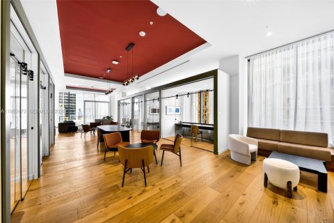 Condominio en alquiler en Miami, Florida, 1 dormitorio № 2011644 - foto 12