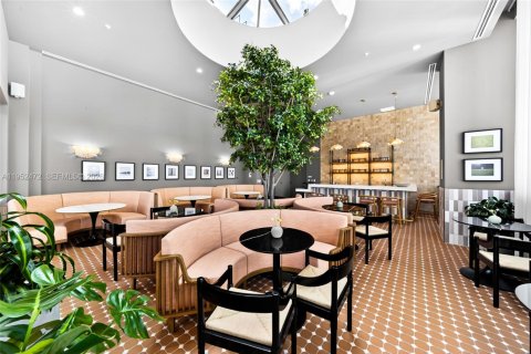 Condominio en alquiler en Miami, Florida, 1 dormitorio № 2011644 - foto 10