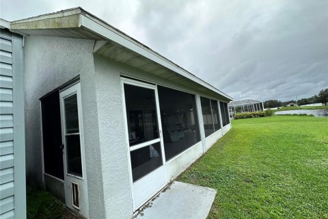 House in Palmetto, Florida 3 bedrooms, 145.39 sq.m. № 2238699 - photo 4