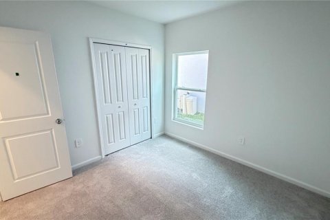 House in Kissimmee, Florida 4 bedrooms, 179.86 sq.m. № 2239768 - photo 25