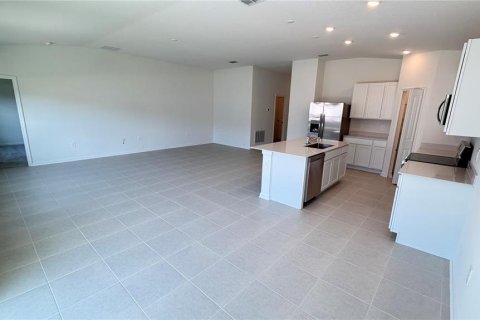 House in Kissimmee, Florida 4 bedrooms, 179.86 sq.m. № 2239768 - photo 6