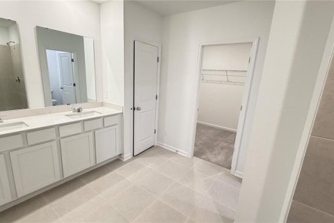 House in Kissimmee, Florida 4 bedrooms, 179.86 sq.m. № 2239768 - photo 13