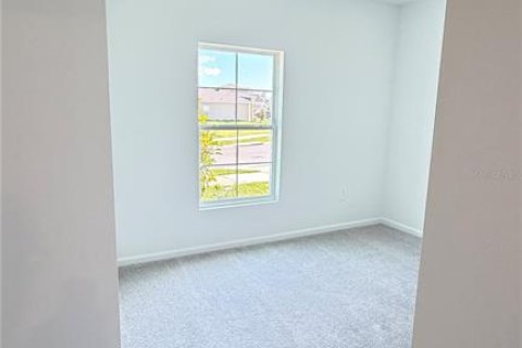 House in Kissimmee, Florida 4 bedrooms, 179.86 sq.m. № 2239768 - photo 29