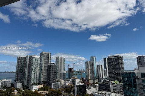 Снять в аренду кондоминиум в Майами, Флорида 1 спальня, 79.99м2, № 2027418 - фото 14