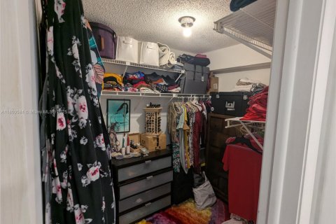 Купить кондоминиум в Маргит, Флорида 2 спальни, 94.67м2, № 2012110 - фото 29