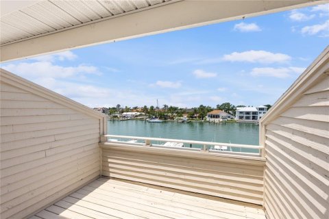 Condominio en venta en Tierra Verde, Florida, 2 dormitorios, 153.75 m2 № 1666977 - foto 18