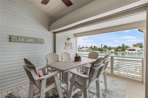 Condominio en venta en Tierra Verde, Florida, 2 dormitorios, 153.75 m2 № 1666977 - foto 11