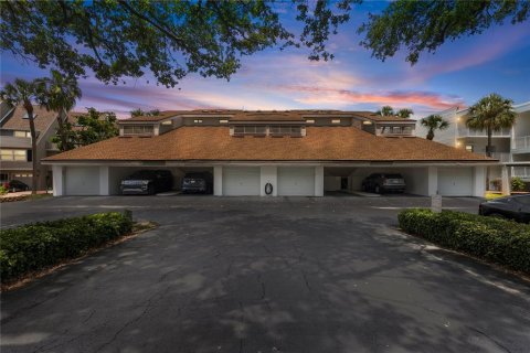Condominio en venta en Tierra Verde, Florida, 2 dormitorios, 153.75 m2 № 1666977 - foto 2
