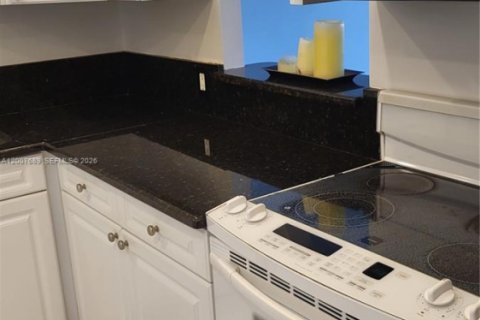 Купить кондоминиум в Авентура, Флорида 1 спальня, 68.84м2, № 2146057 - фото 10