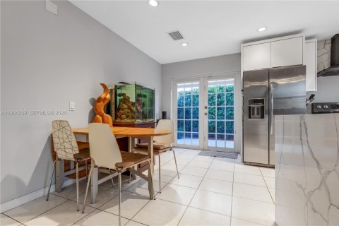 Casa en venta en Miami, Florida, 3 dormitorios, 128.48 m2 № 2268301 - foto 26