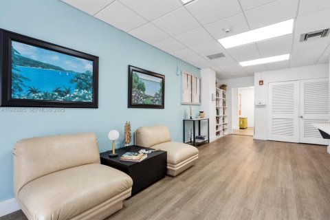 Condominio en venta en Miami, Florida, 1 dormitorio, 77.2 m2 № 1992887 - foto 21