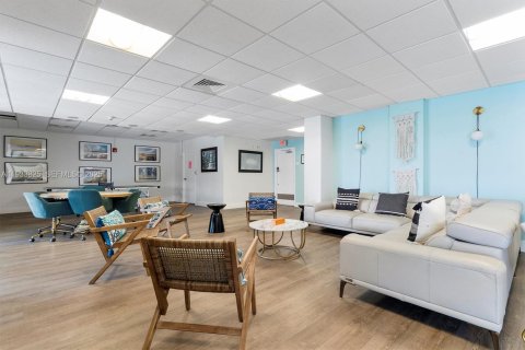 Condominio en venta en Miami, Florida, 1 dormitorio, 77.2 m2 № 1992887 - foto 25