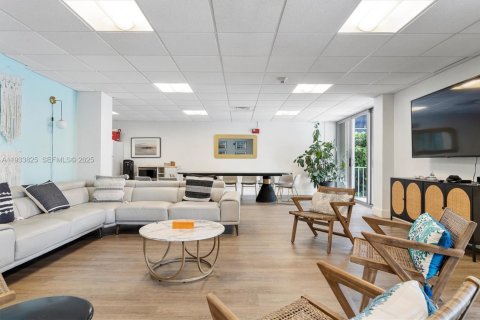 Condominio en venta en Miami, Florida, 1 dormitorio, 77.2 m2 № 1992887 - foto 23