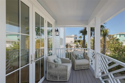 House in Anna Maria, Florida 4 bedrooms, 301.93 sq.m. № 2166355 - photo 26