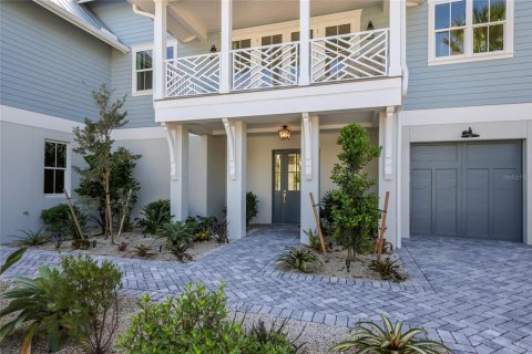 House in Anna Maria, Florida 4 bedrooms, 301.93 sq.m. № 2166355 - photo 3
