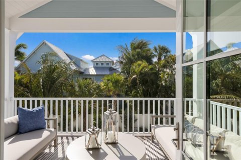 House in Anna Maria, Florida 4 bedrooms, 301.93 sq.m. № 2166355 - photo 27