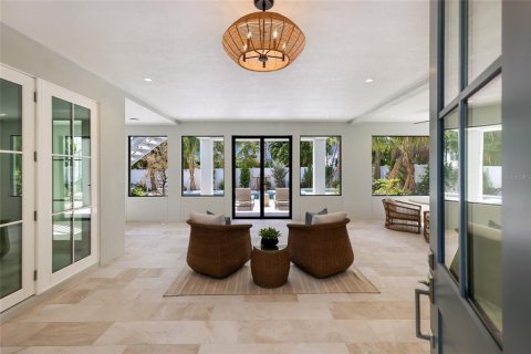 House in Anna Maria, Florida 4 bedrooms, 301.93 sq.m. № 2166355 - photo 5