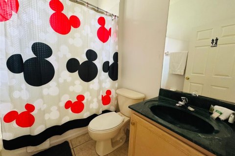 House in Davenport, Florida 4 bedrooms, 176.79 sq.m. № 1769218 - photo 17