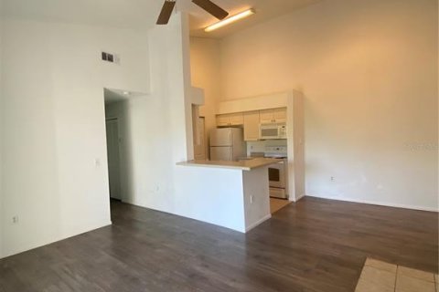 Copropriété à louer à Kissimmee, Floride: 1 chambre, 68.1 m2 № 2334254 - photo 6