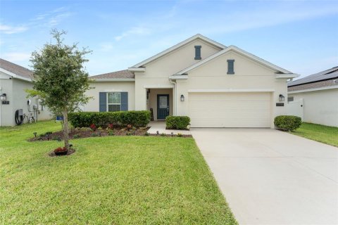 House in Groveland, Florida 4 bedrooms, 172.15 sq.m. № 2198298