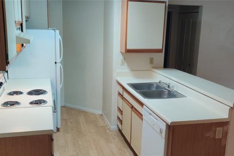 Condo in Altamonte Springs, Florida, 1 bedroom  № 1638099 - photo 3
