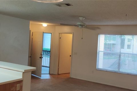 Condo in Altamonte Springs, Florida, 1 bedroom  № 1638099 - photo 5