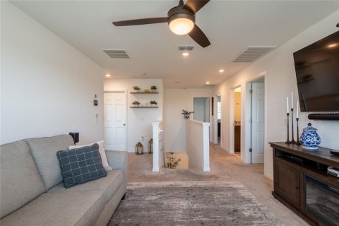 Casa en venta en Winter Haven, Florida, 4 dormitorios, 219.62 m2 № 1628301 - foto 21