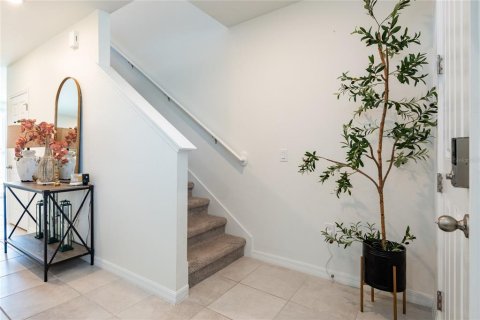 Casa en venta en Winter Haven, Florida, 4 dormitorios, 219.62 m2 № 1628301 - foto 4