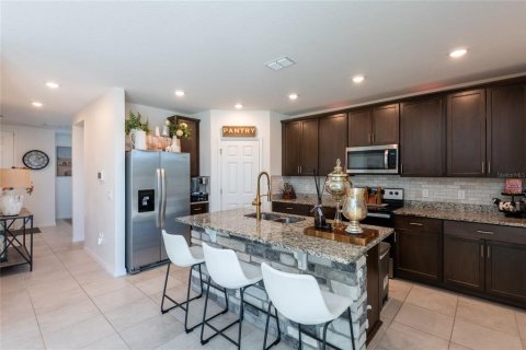 Casa en venta en Winter Haven, Florida, 4 dormitorios, 219.62 m2 № 1628301 - foto 11
