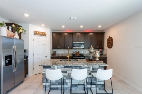 Casa en venta en Winter Haven, Florida, 4 dormitorios, 219.62 m2 № 1628301 - foto 14