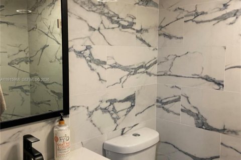 Condominio en venta en Sunrise, Florida, 2 dormitorios, 87.89 m2 № 2054954 - foto 18