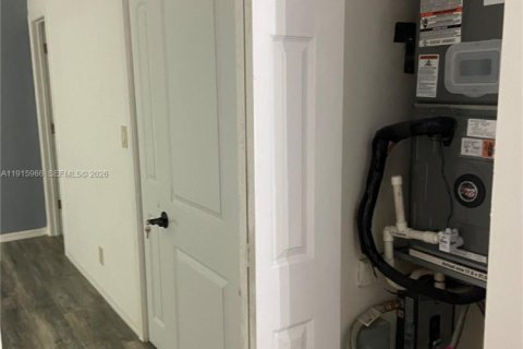 Condominio en venta en Sunrise, Florida, 2 dormitorios, 87.89 m2 № 2054954 - foto 7