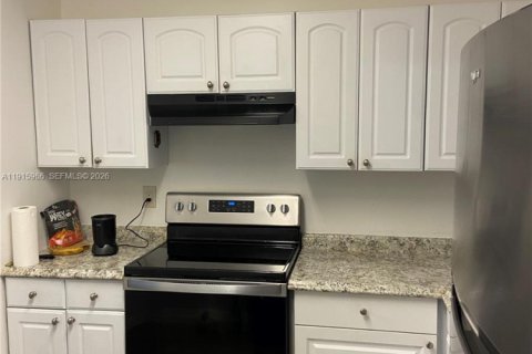 Condominio en venta en Sunrise, Florida, 2 dormitorios, 87.89 m2 № 2054954 - foto 12