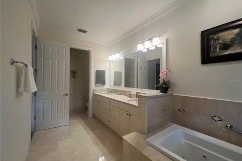 Снять в аренду виллу или дом в Брейдентон, Флорида 3 спальни, 282.98м2, № 1776574 - фото 10