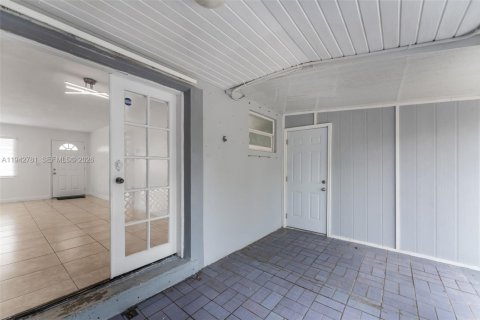 Casa en venta en Homestead, Florida, 4 dormitorios, 112.6 m2 № 1999183 - foto 25
