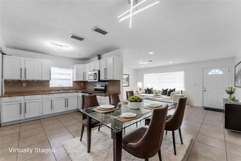 Casa en venta en Homestead, Florida, 4 dormitorios, 112.6 m2 № 1999183 - foto 6