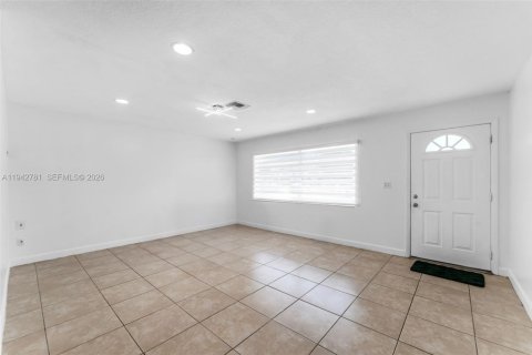 Casa en venta en Homestead, Florida, 4 dormitorios, 112.6 m2 № 1999183 - foto 13